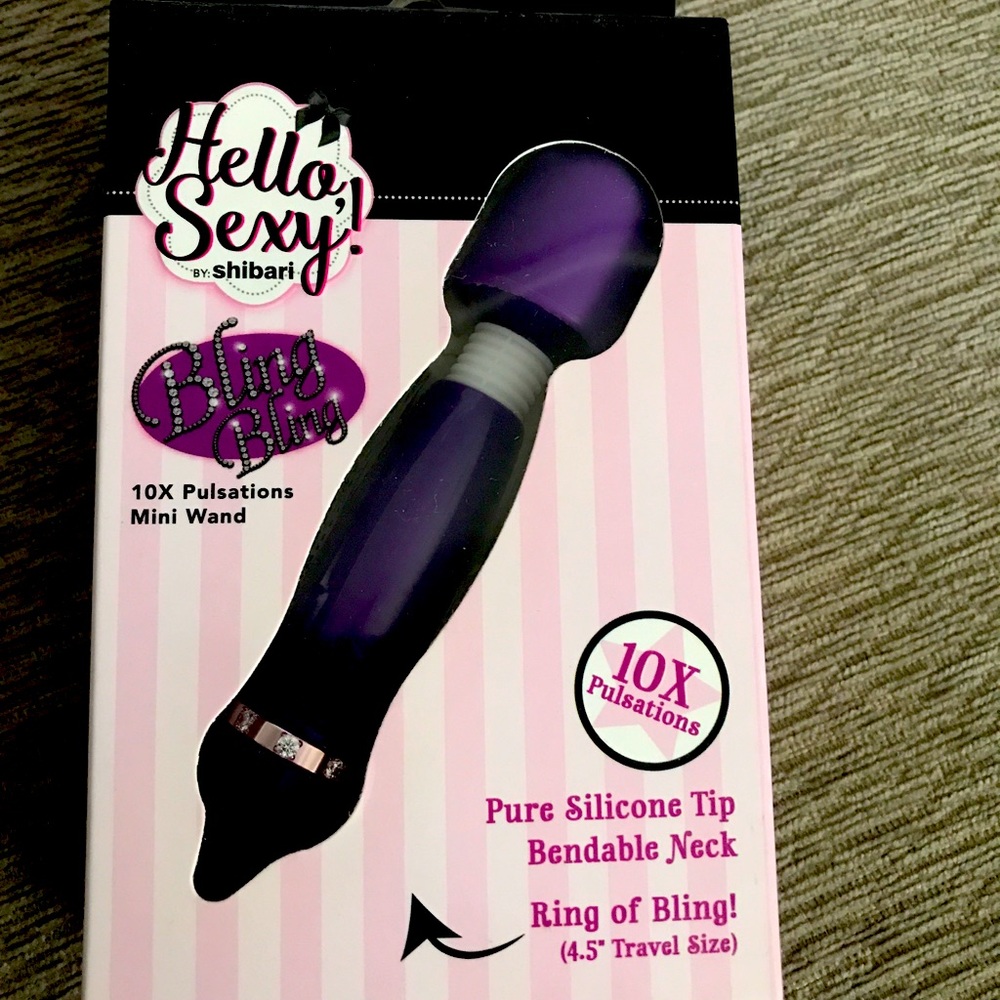 Mini travel therapy massager